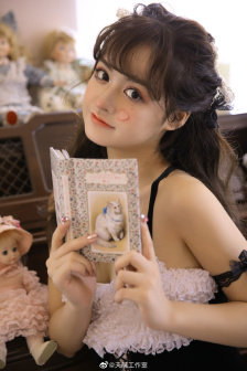 陈雅伦男与女